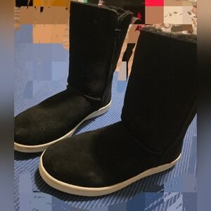 BearPaw Black Suede Footwear